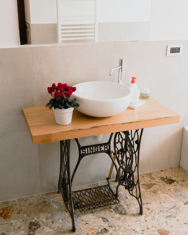 La Casa Di Adua Bed & Breakfast Porto SantʼElpidio Dış mekan fotoğraf