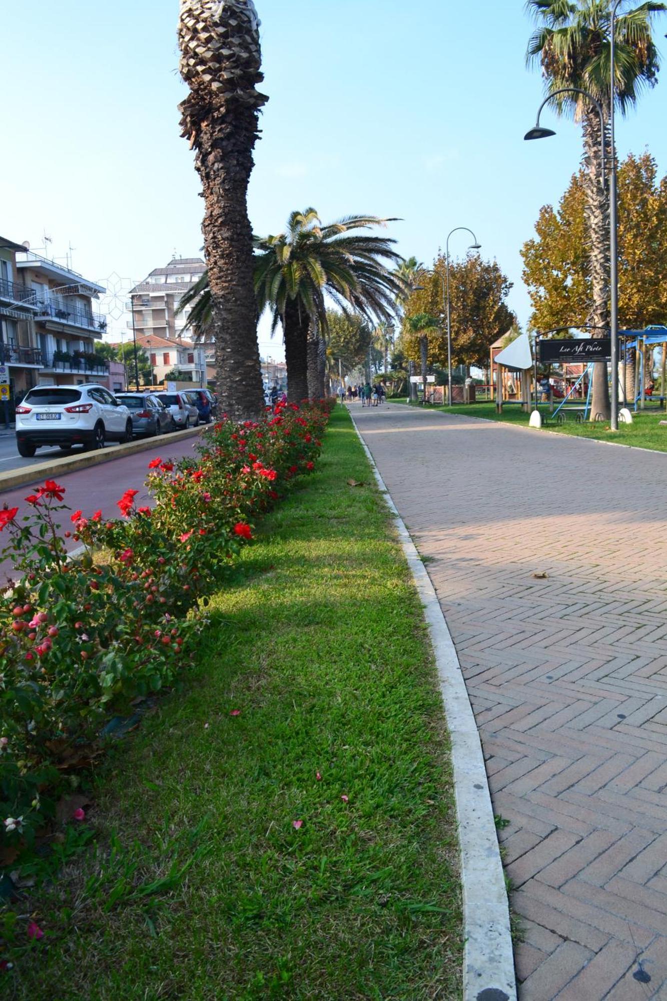La Casa Di Adua Bed & Breakfast Porto SantʼElpidio Dış mekan fotoğraf